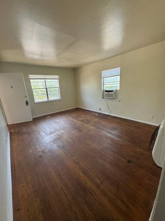 1108 Neff St, Unit 3 in Denton, TX - Building Photo - Building Photo