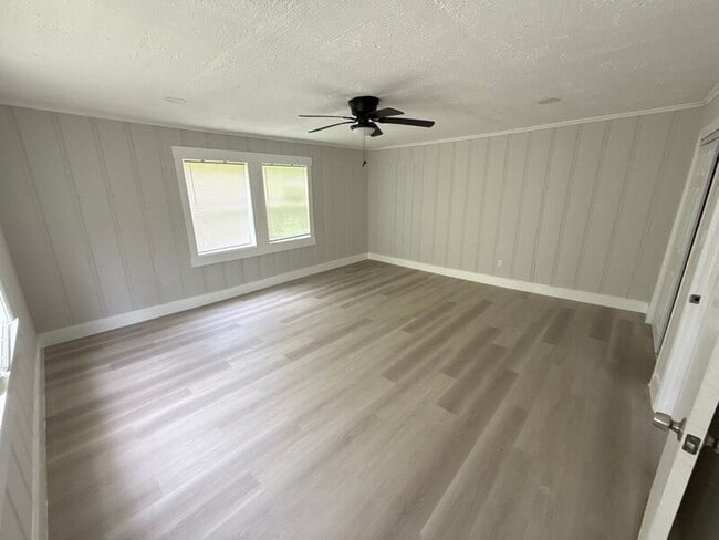2317 Belvedere Dr in Jackson, MS - Building Photo - Building Photo