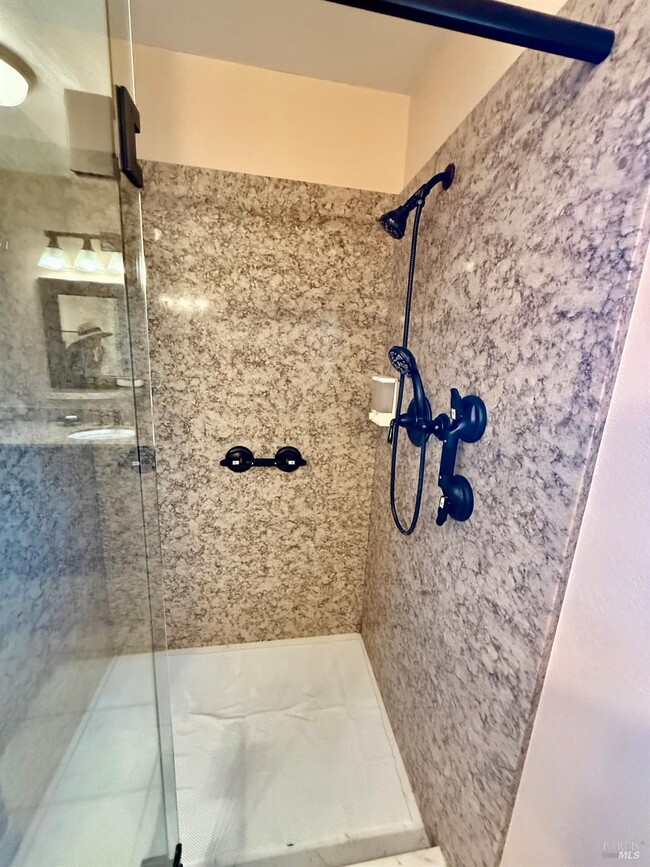 property at 976 Slate Dr