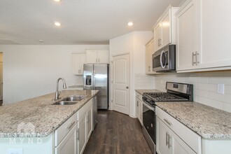 285 Chelsea Park Rd in Chelsea, AL - Building Photo - Building Photo