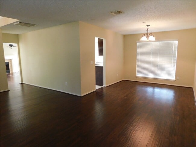 property at 3303 Rimrock Dr