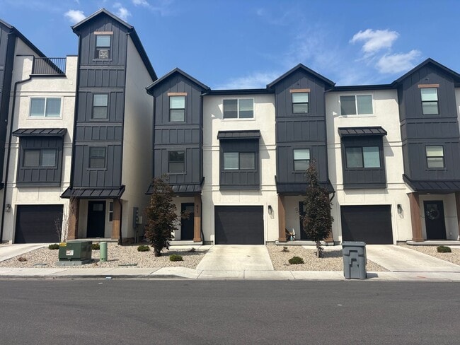 property at 611 E 360 S