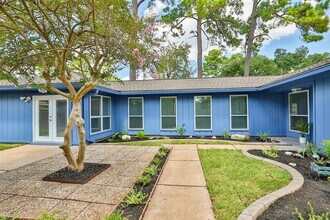 12410 Pantano Drive in Houston, TX - Building Photo - Building Photo