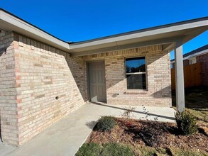 2324 Duntov Dr-Unit -Unit B in Temple, TX - Building Photo - Building Photo