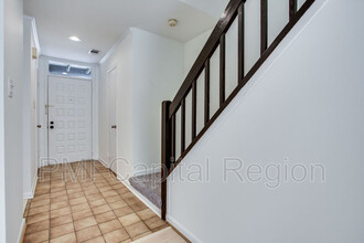 5213 King Charles Way in Bethesda, MD - Building Photo - Building Photo