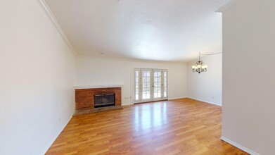 11474 Pikes Peak Ct in Rancho Cucamonga, CA - Building Photo - Building Photo