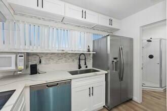 5590 Shasta Ln in La Mesa, CA - Building Photo - Building Photo