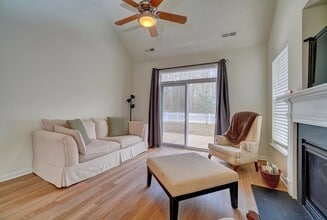 2230 Livingston St in Suffolk, VA - Building Photo - Building Photo