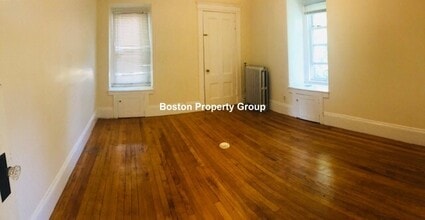 13 Sparhawk St in Boston, MA - Building Photo - Building Photo
