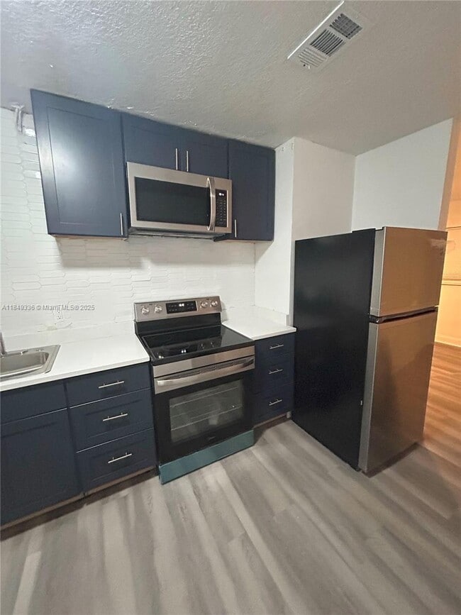 614 Pear St in Lakeland, FL - Building Photo - Building Photo