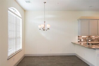 2401 Cort Dr in Carrollton, TX - Building Photo - Building Photo