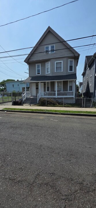 426 Jane St in Bridgeport, CT - Building Photo