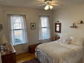 1750 Commonwealth Ave, Unit 5 in Boston, MA - Foto de edificio - Building Photo