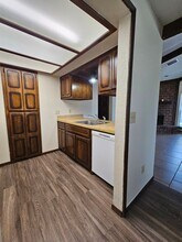 2004 Twisted Oak Dr in Norman, OK - Building Photo - Building Photo