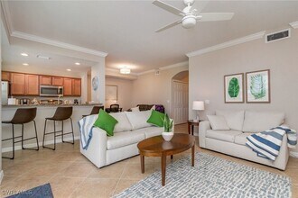 17921 Bonita National Blvd, Unit 232 in Bonita Springs, FL - Foto de edificio - Building Photo