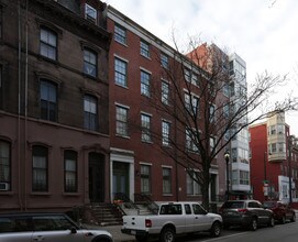 Knights Bridge Estates in Philadelphia, PA - Building Photo - Building Photo