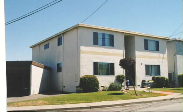 38 Linden Ave in San Bruno, CA - Building Photo