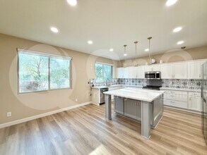 1432 S Apache Dr in Chandler, AZ - Building Photo - Building Photo