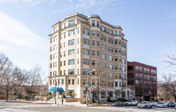 2600 Pennsylvania Ave NW in Washington, DC - Building Photo - Building Photo
