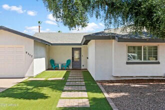 8312 E MacKenzie Dr in Scottsdale, AZ - Building Photo - Building Photo