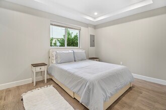 898 SE 2nd Pl, Unit 3 in Deerfield Beach, FL - Building Photo - Building Photo