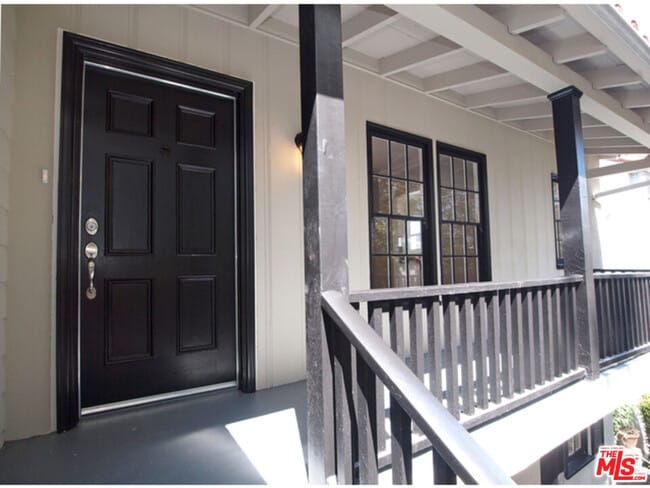 1219 S Crescent Heights Blvd in Los Angeles, CA - Building Photo - Building Photo