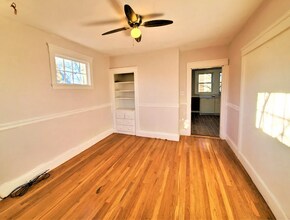 39 Waterhouse St, Unit 3 in Somerville, MA - Building Photo - Building Photo