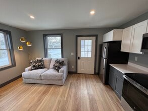 7-15 Aliber Pl in Keene, NH - Building Photo - Building Photo