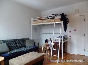 99 Marion St, Unit 6 in Brookline, MA - Building Photo - Building Photo