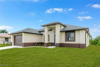 1907 NW 26th St in Cape Coral, FL - Building Photo - Building Photo