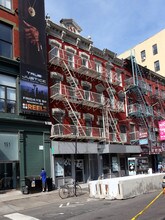 147-151 Grand St in New York, NY - Building Photo - Building Photo