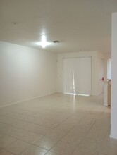 4345 Cotswold Hills Dr in Lake Worth Beach, FL - Building Photo - Building Photo