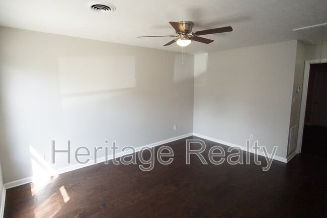 2050 Countryhill Ln in Knoxville, TN - Building Photo - Building Photo