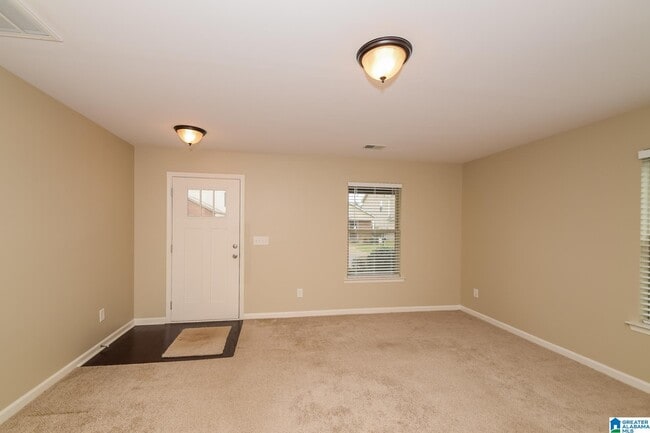 9321 Hoffman Pl in Warrior, AL - Foto de edificio - Building Photo