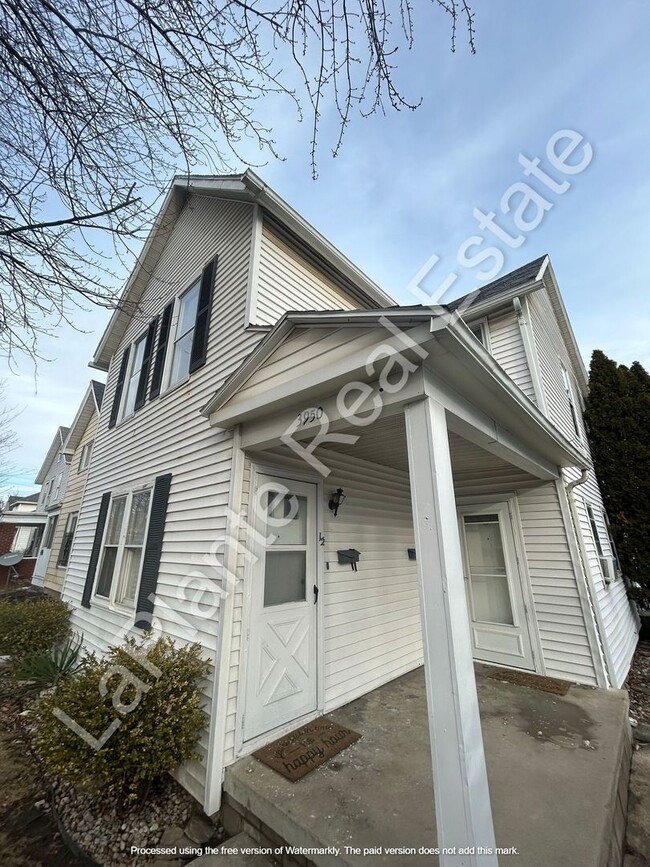 3950 Woodhaven Dr in Toledo, OH - Foto de edificio - Building Photo