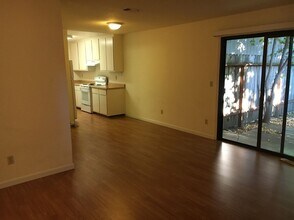 857 Adams Terrace in Davis, CA - Building Photo - Building Photo
