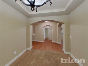 4422 Logan Dr NE in Lacey, WA - Building Photo - Building Photo