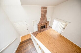 3642 Ocee St in Houston, TX - Foto de edificio - Building Photo