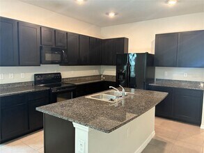1668 Hubbell Rd in Wesley Chapel, FL - Building Photo - Building Photo