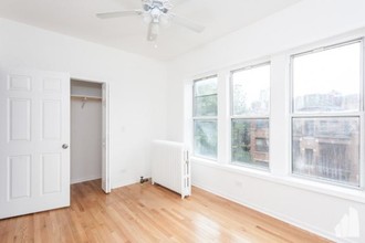 1050 W Catalpa Ave in Chicago, IL - Building Photo - Building Photo