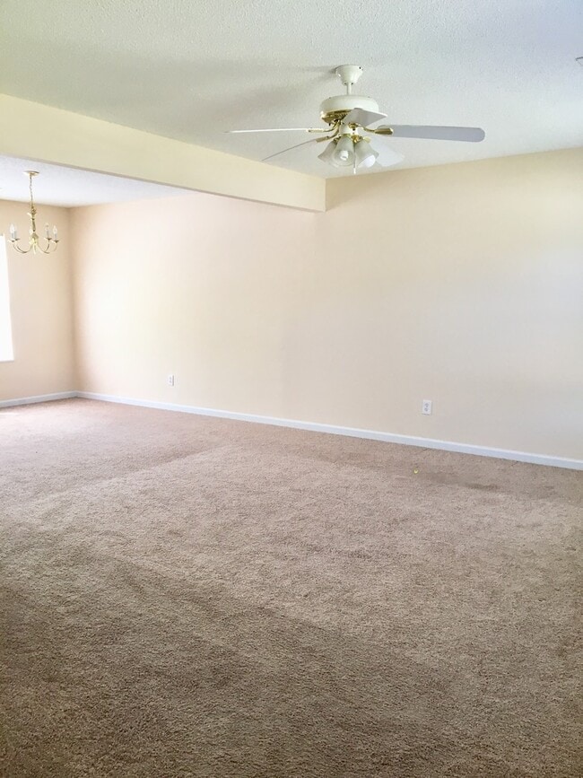 5 Sterling Valley Ct in Columbia, SC - Building Photo - Building Photo
