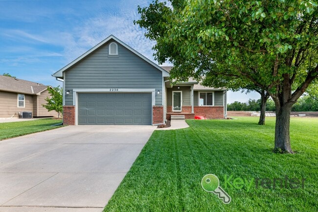 property at 2230 Glen Hills Dr