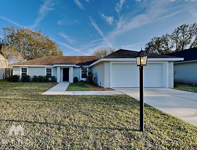 property at 3189 Thoroughbred Loop N