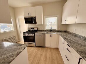 39 Prospect St Ave in Waltham, MA - Building Photo - Building Photo