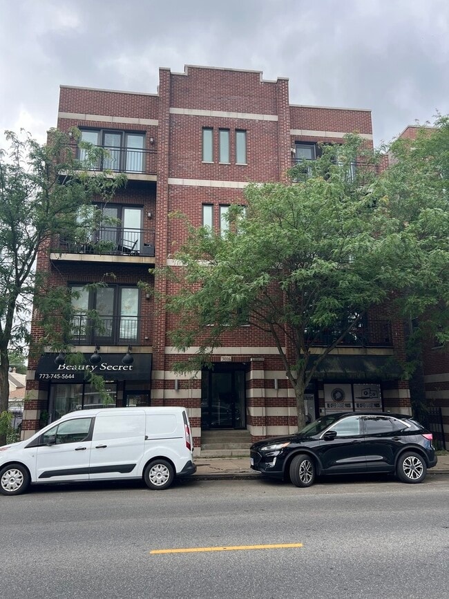 property at 3016 N Harlem Ave