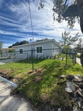 4493 NW 15th Ave in Miami, FL - Building Photo - Building Photo