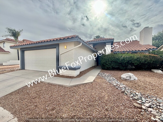 2621 W Camino Del Deseo in Tucson, AZ - Building Photo - Building Photo