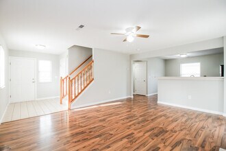 1021 Canterbury Ln in Loveland, OH - Building Photo - Building Photo