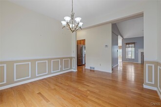 5055 Constitution Ln in Liverpool, NY - Building Photo - Building Photo