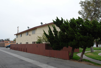 2040 S Sprague Ln in Anaheim, CA - Building Photo - Building Photo